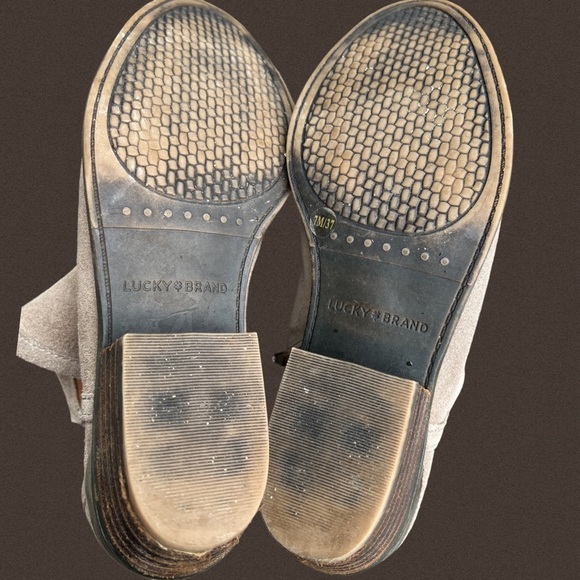 LUCKY BRAND WOMENS SUEDE ANKLE BOOTIES - Picture 8 of 8